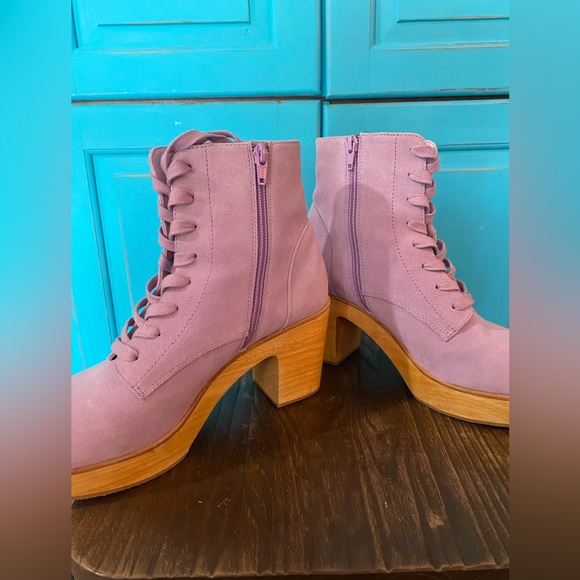 Charlotte Stone Suede Lilac Purple Boots Clog Platform Size 9 Worn once indoors - Picture 7 of 15